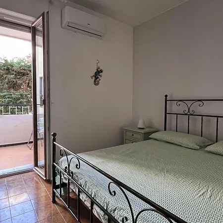 Bilocale Vicino Al Centro-affittasi Alloggio-sanremo *